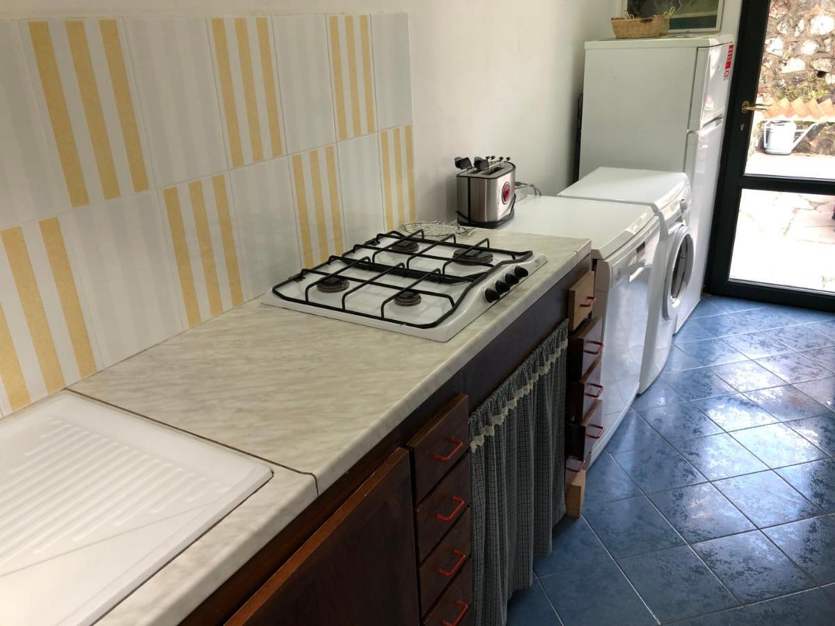 Appartamento Al Castelletto Λεβάντο Εξωτερικό φωτογραφία